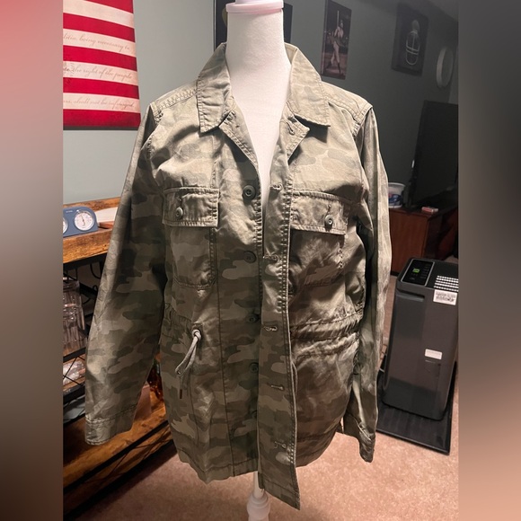 American Eagle Camo coat medium - Picture 1 of 5